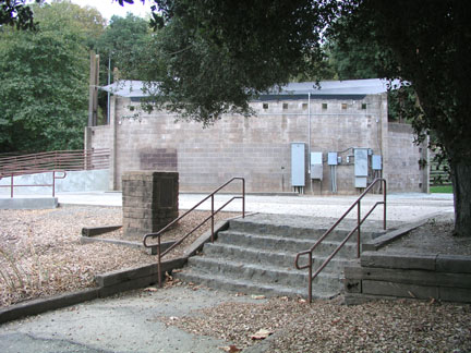 [ Photo of plaque wide. ]