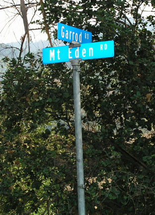 [ Photo of sign at Mount Eden Road and Garrod Road. ]